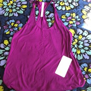 105 singlet- Lululemon